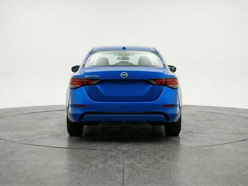 Used 2025 Nissan Sentra SV image 7