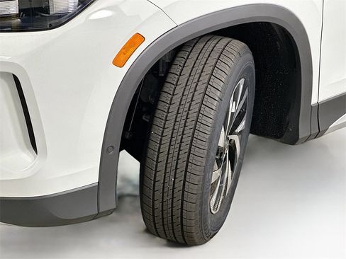 New 2025 Volkswagen Tiguan S image 25