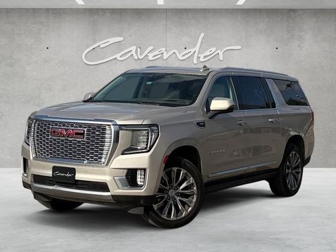 Used 2022 GMC Yukon XL Denali w/ Denali Ultimate Package AWD/4WD image 1
