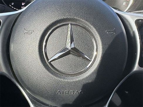 Certified 2022 Mercedes-Benz GLC 300 4MATIC image 26