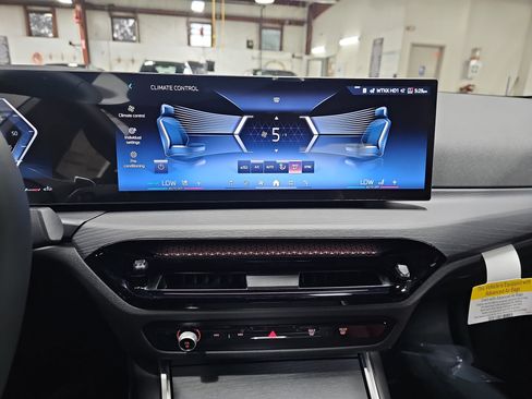 New 2026 BMW 330i 330i w/ Premium Package image 21