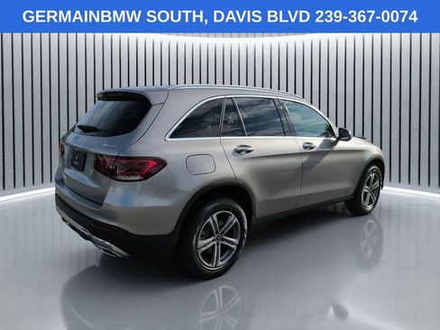 Used 2022 Mercedes-Benz GLC 300 4MATIC image 5