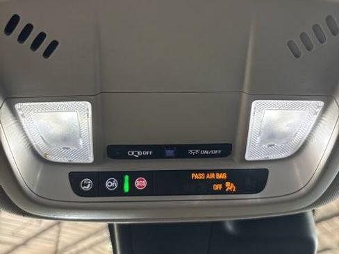 Used 2025 Chevrolet Malibu LT FWD image 25