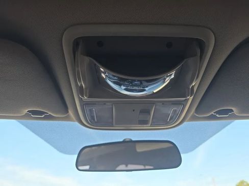 Used 2016 Honda Odyssey SE image 39