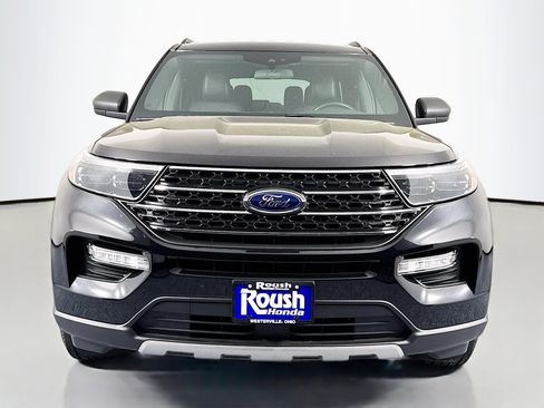Used 2020 Ford Explorer XLT w/ Equipment Group 202A AWD/4WD image 2