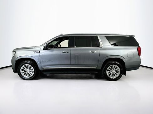 Used 2022 GMC Yukon XL SLT w/ SLT Premium Package AWD/4WD image 8
