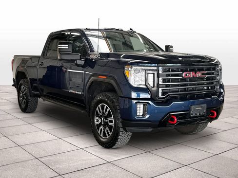 Used 2023 GMC Sierra 2500 AT4 w/ AT4 Premium Plus Package AWD/4WD image 3