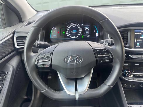 Used 2019 Hyundai Ioniq Limited FWD image 22