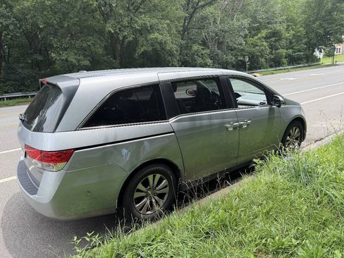 Used 2017 Honda Odyssey EX-L image 4