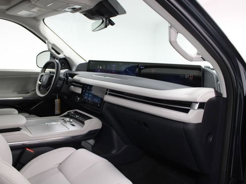 New 2026 Lincoln Navigator Reserve image 31