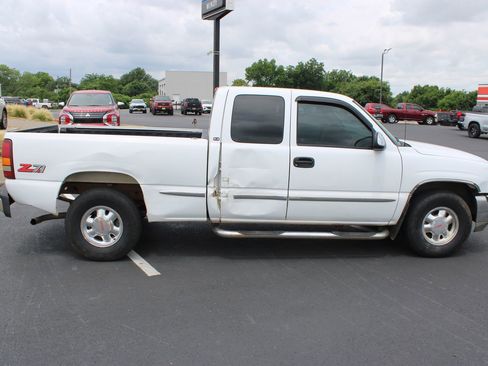 Used 2000 GMC Sierra 1500 4x4 Extended Cab w/ Off-Road Chassis Pkg image 9