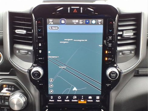 Used 2024 RAM 1500 Laramie image 25