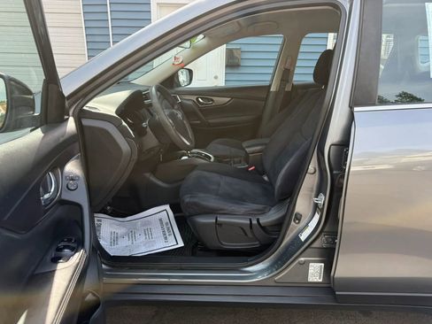 Used 2016 Nissan Rogue S AWD/4WD image 10