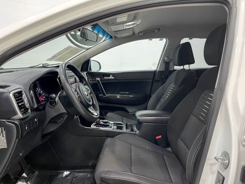 Used 2018 Kia Sportage LX AWD/4WD image 10