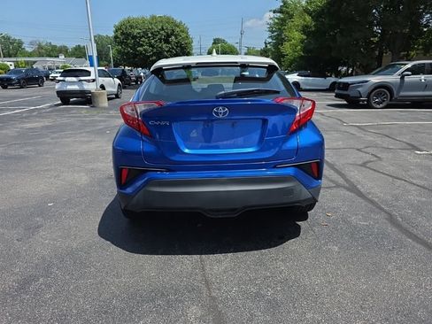 Used 2018 Toyota C-HR XLE FWD image 7