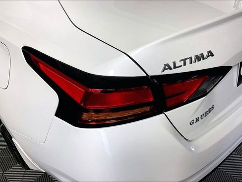 New 2026 Nissan Altima 2.5 SR AWD/4WD image 36