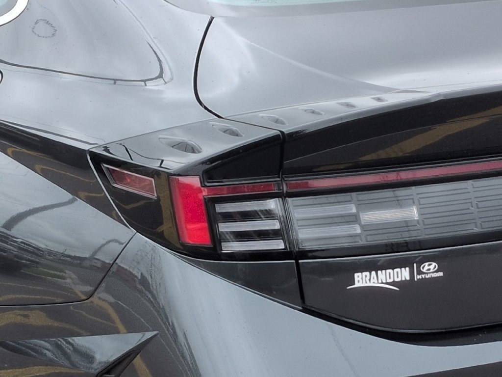 New 2027 Hyundai Sonata Blue FWD image 8