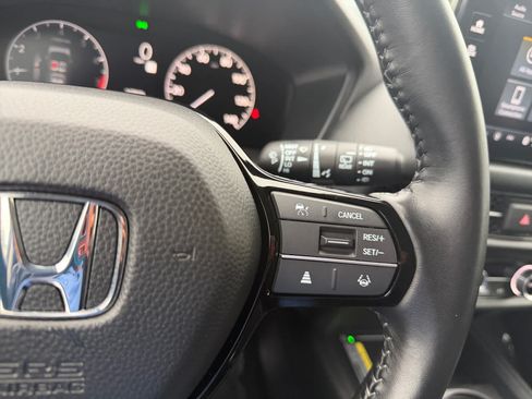Used 2025 Honda HR-V EX-L image 26