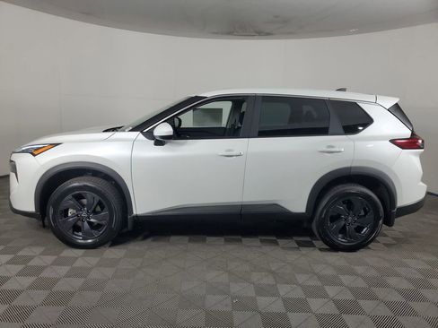 New 2026 Nissan Rogue SV FWD image 7