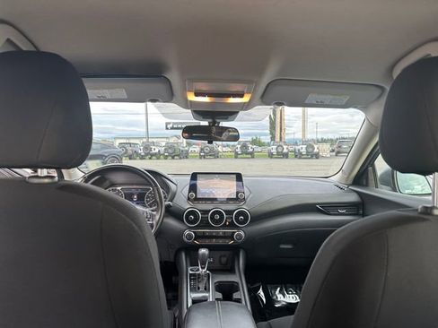 Used 2022 Nissan Sentra SV image 21
