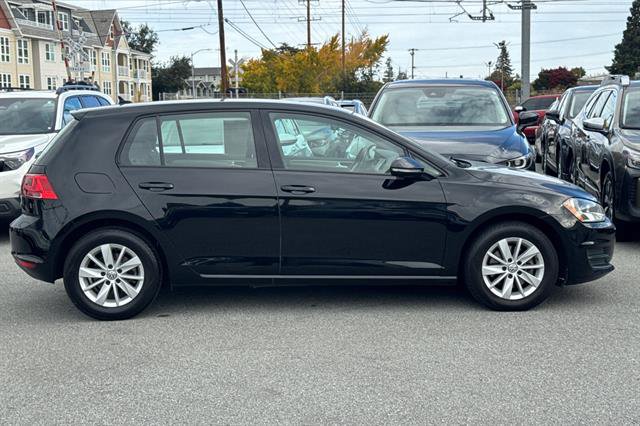 Used 2016 Volkswagen Golf S FWD image 2