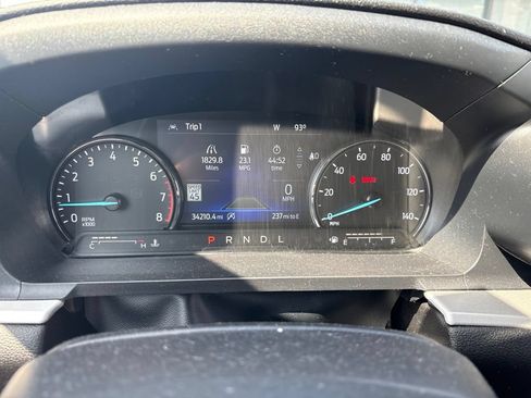 Used 2024 Ford Explorer XLT w/ Equipment Group 202A RWD image 5