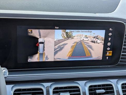 Used 2020 Mercedes-Benz GLS 450 4MATIC image 16