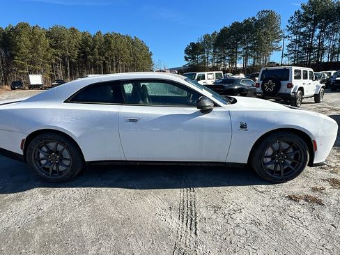 Used 2024 Dodge Charger Scat Pack w/ Plus Group image 7