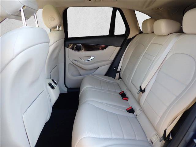 Used 2016 Mercedes-Benz GLC 300 4MATIC image 10