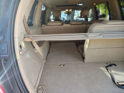 Used 2012 Mercedes-Benz GL 550 4MATIC image 22