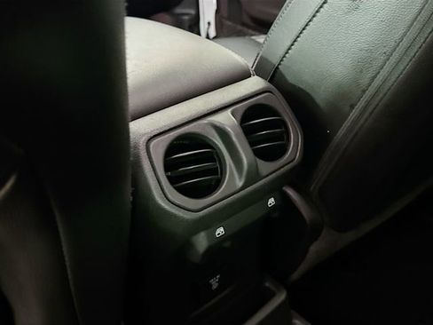 Used 2022 Jeep Wrangler Sahara w/ Cold Weather Group image 27