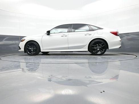 Certified 2023 Honda Civic Sport image 32