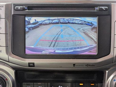 Used 2015 Toyota 4Runner Limited image 13