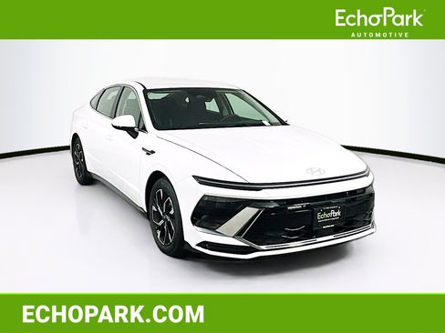 Used 2025 Hyundai Sonata SEL image 1