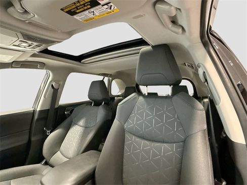 New 2025 Toyota RAV4 XLE image 18