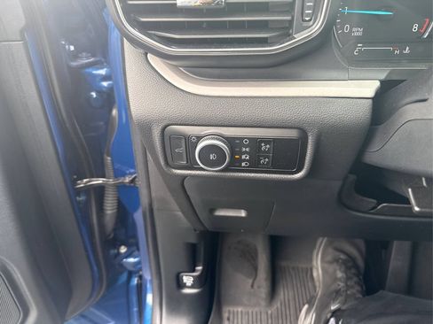 Used 2023 Ford Explorer XLT w/ Equipment Group 202A AWD/4WD image 15