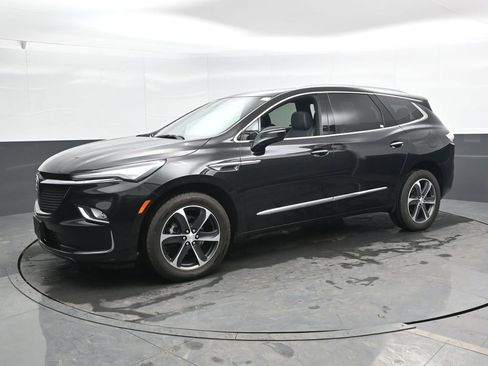 Used 2022 Buick Enclave Essence w/ Experience Buick Package image 8