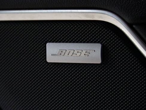 Used 2025 GMC Sierra 3500 SLT w/ SLT Premium Package image 27