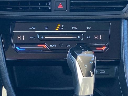 Certified 2025 Volkswagen Jetta S image 7