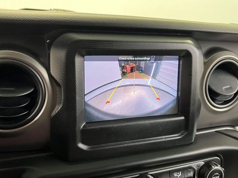 Certified 2023 Jeep Wrangler Sport S image 36