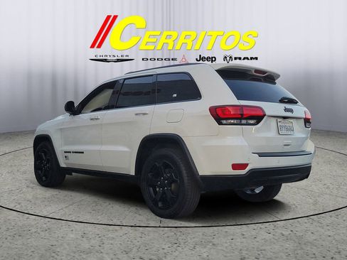 Used 2021 Jeep Grand Cherokee Freedom Edition image 2