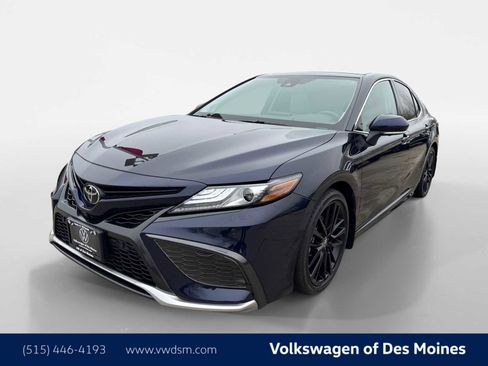 Used 2022 Toyota Camry XSE w/ Navigation Package image 1