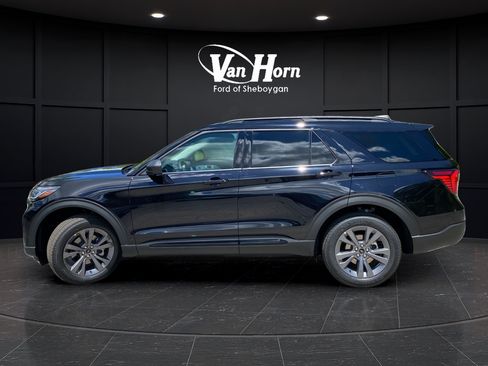 New 2026 Ford Explorer Active w/ Active Comfort Package AWD/4WD image 6