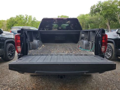 Used 2023 GMC Sierra 1500 SLE image 8