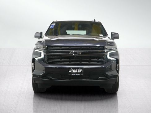 Used 2022 Chevrolet Tahoe RST w/ Luxury Package AWD/4WD image 8