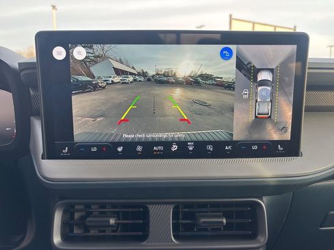 New 2026 Ford Maverick Lariat w/ Black Appearance Package image 34