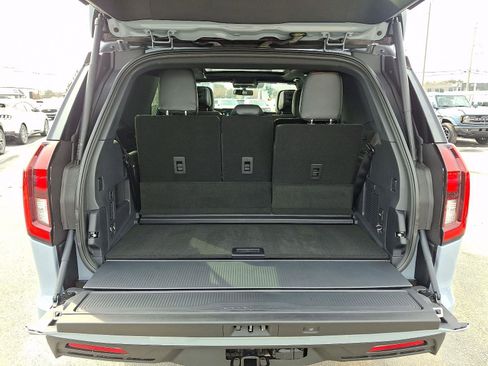 New 2026 Ford Expedition Tremor image 7