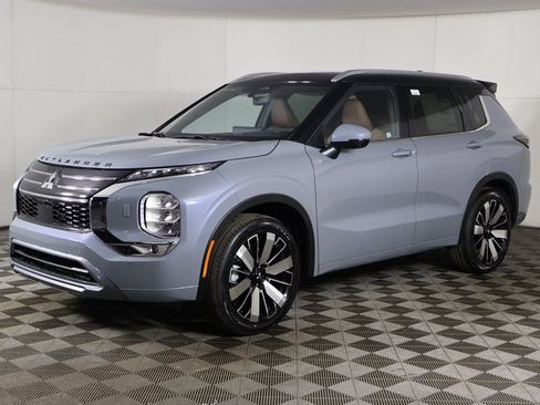 New 2026 Mitsubishi Outlander SEL image 12