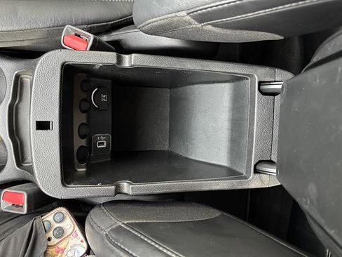 Used 2019 Jeep Cherokee Limited AWD/4WD image 11