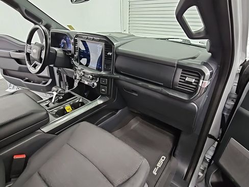 Used 2022 Ford F150 XLT w/ Equipment Group 302A High image 40